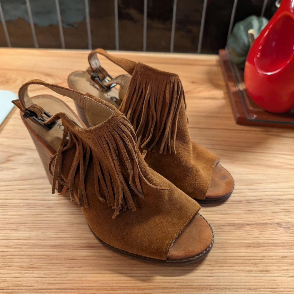Lucky Brand Tan Fringe Wedge Sandals